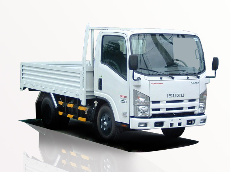 Isuzu NMR85H dropside featured in the truck body types guide
